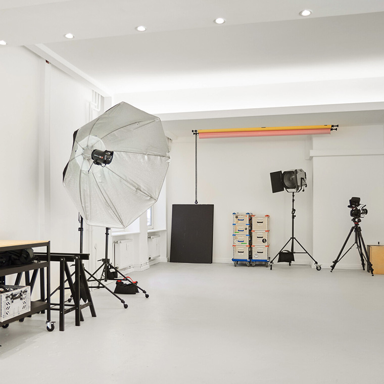 Fotostudio der Vagabunt Kreativagentur im DCIM Studio in Hamburg